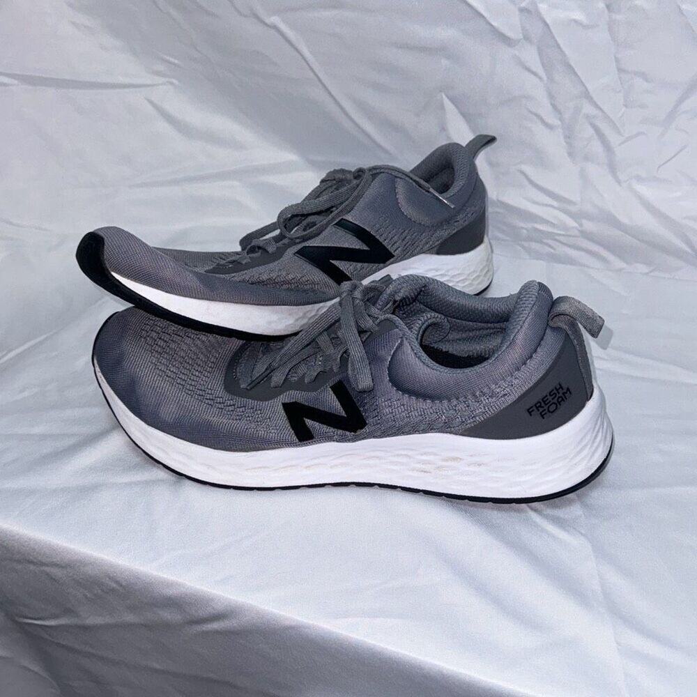 New Balance Gray Mesh Sneakers | Sz 11.5 - Picture 2 of 8